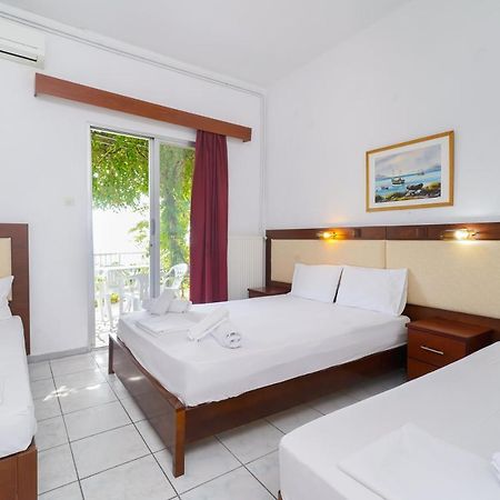 Chrissafis Hotel Панагия Екстериор снимка